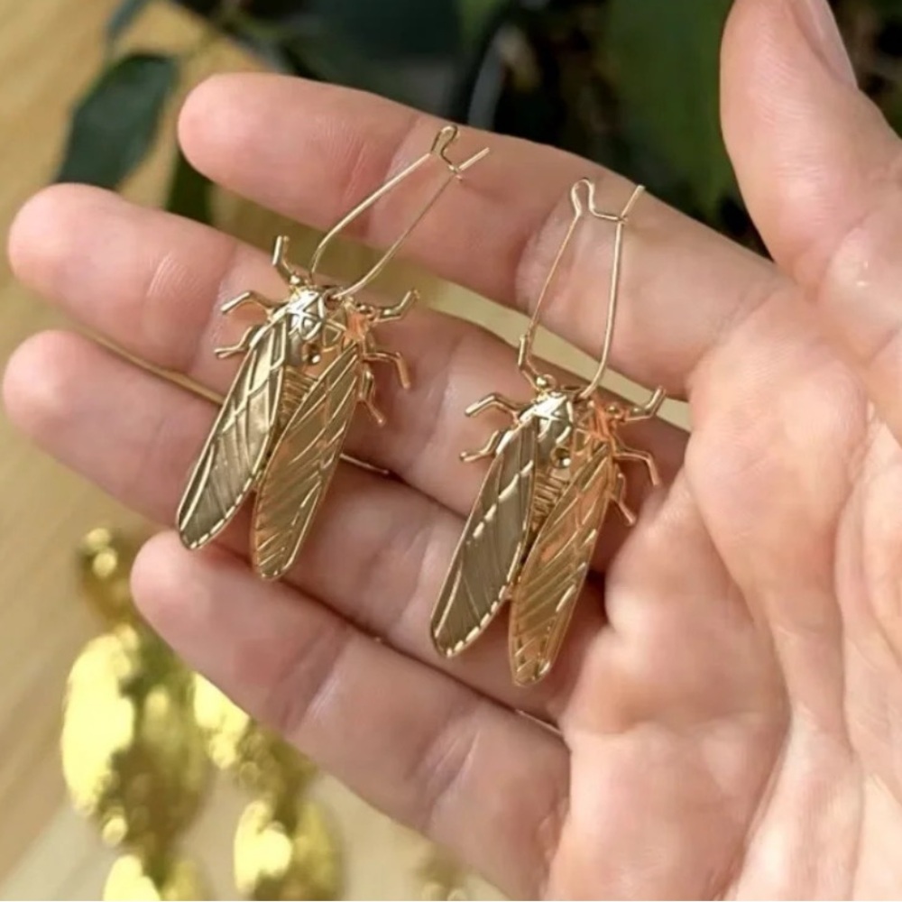 Vintage Egyptian Big Beetle Insect Bugs Earrings - Picture 11 of 16